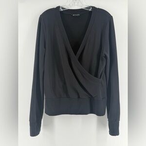 Athleta Recharge Lyocell blend ‎ Black Size Medium Crossover Sweatshirt